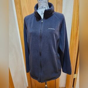 Womens Charcoal Columbia Zip Up, Size 1XL.
